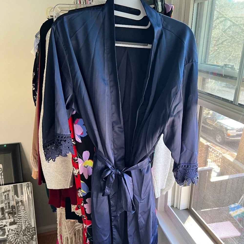 Navy Blue Robe - Picture 1 of 4